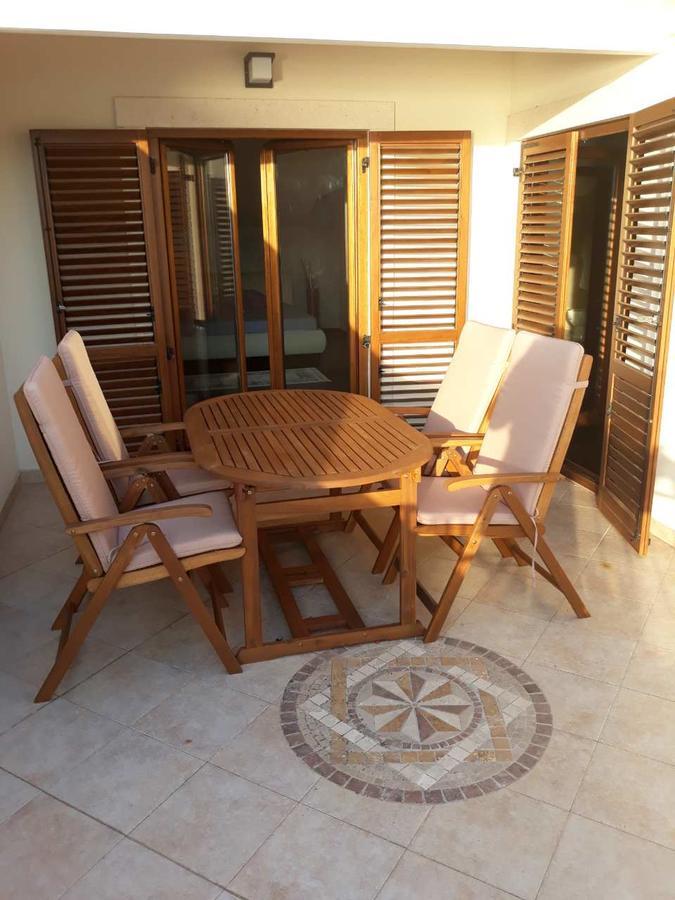 Maniva Penthouse By The Sea Apartment โกตอร์ ภายนอก รูปภาพ